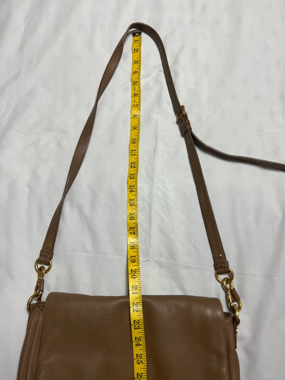 Marc by Marc Jacobs Tan Pebbled Leather Crossbody with Gold Hardware - Picture 6 of 10
